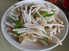 芦苇根炒肉丝-梦缘水乡·湖景餐厅