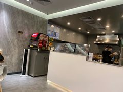 -龙治汉堡(中华城店)