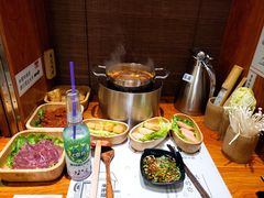 -独食火锅·半米屋台(直营总店)