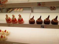 -好利来(八里庄店)