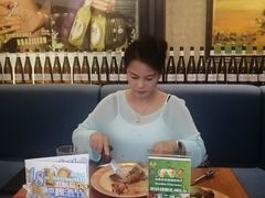 -五洲皇冠巴西烤肉餐厅