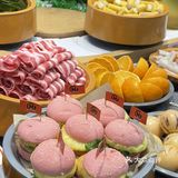 火车站停留 在宽城万达的一角找到了归宿——转么么