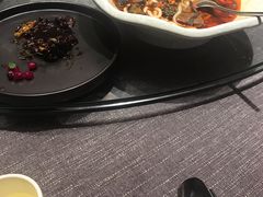 -御花园·粤菜·海鲜火锅(中山公园店)