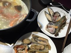 -九万士多港式海鲜粥底火锅(回龙观店)