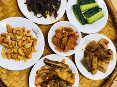 -桥香园云南过桥米线(金马碧鸡店)