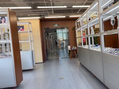 -无奔眼镜·蔡司·依视路授权店(马家堡店)