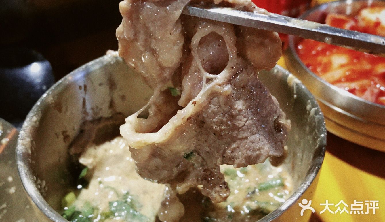 畅吃肉多多一番，来肉多坊