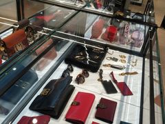 -GIVENCHY(佛罗伦萨小镇奥莱店)