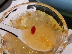桂花桃胶银耳羹-五岳宫·私房菜
