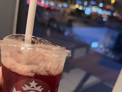 -星巴克臻选(威海威高广场店)