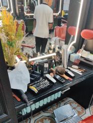 -豪帅男士理容馆