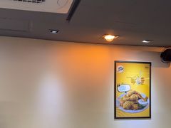 -BHC炸鸡(明洞总店)