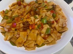 炒面片-巴依老爷新疆美食(常营店)