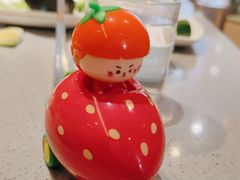 -海底捞火锅(新松江路生日主题店)