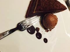 -WOLFGANG PUCK KITCHEN & BAR(迪士尼小镇店)