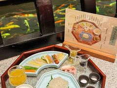 -龙悦湾酒家·八阵鱼生·渔人码头店