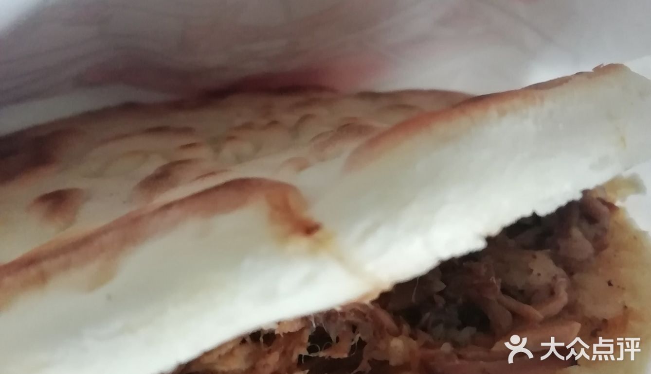 超级好吃的肉夹馍和肉肠，其实一年到头也吃不到几回