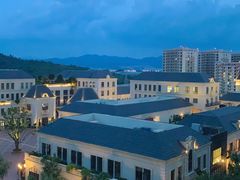 -七彩云南古滇温泉山庄