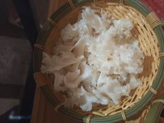 -喃喃椰·糟粕醋·椰子鸡火锅(七堡花园店)