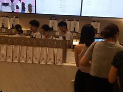 -奈雪的茶(市百一店)