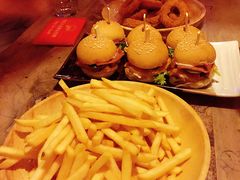 -Helens海伦司小酒馆(红旗南路店)