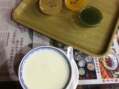 -周大娘牛乳(旧寨古村总店)