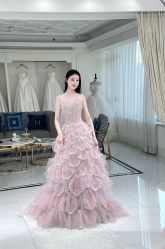 -拉瑞娜LaReine婚纱礼服高级定制