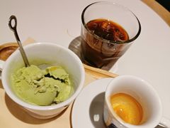 -LAVAZZA拉瓦萨咖啡(中航城君尚购物中心店)