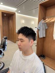 -MARTIN'S BARBER SHOP男士理发馆