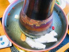 -额尔敦传统涮.冰煮羊火锅(乌兰察布体育场店)