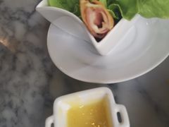 -邢泰记