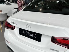 -宁波之星奔驰4S店(海曙店)