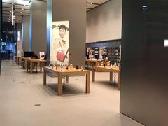 -Apple零售店(华贸购物中心店)