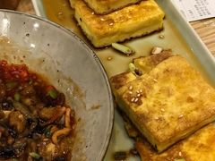 -小镇大厨新概念复合中餐厅(万达广场大连高新店)