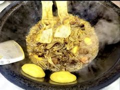-屯老二农家铁锅炖·行业领军者(梅江店)