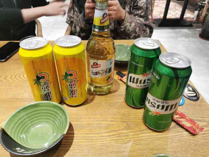 亮仔烧烤餐饮广场-"这个假期被困家中,来吃了好多次亮仔.说这.