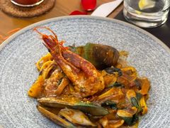 -Mark&Mars Restaurant