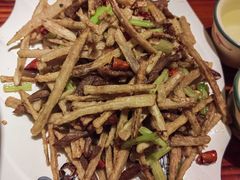 -老宅藕香·湖北菜·非遗藕汤·武昌鱼(黄鹤楼景观店)