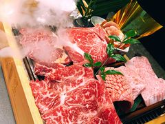 -铭牛烧肉·和牛海鲜自助(高新月牙湖店)
