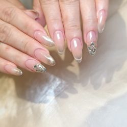 -天生爱美甲