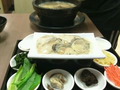 -灵芝妹子海鲜米线(瓦房店新玛特店)