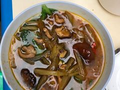 -越洋肖氏老米线(杨家坪店)