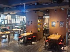 -JINNS锦时 steak&pizza(浸信会礼拜堂旧址店)
