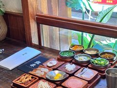 -银米·云南传统过桥米线(双廊黑金冠店)