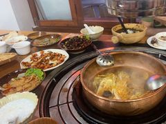 -阿山卓·野生菌火锅·纳西火塘烤肉