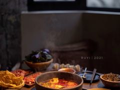 酸汤鱼-毛辣果·酸