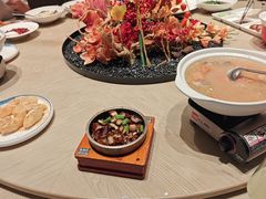 -艳阳天·非遗楚菜(武汉客厅店)