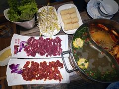 -牛缘村·贵州黄牛肉火锅(西善桥店)