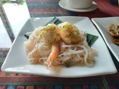 泰式虾仁粉丝沙拉-忘忧草融合私房菜(红鼎国际店)
