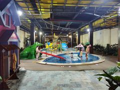 -泉城欧乐堡戏水湾艺术养生温泉